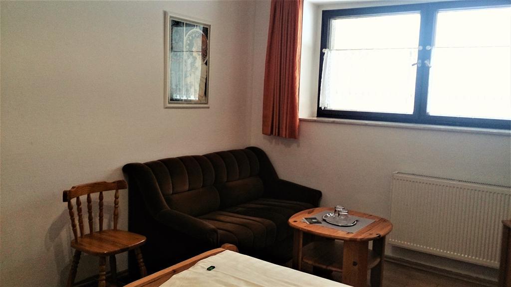 Waldhotel Zoebischhaus Bad Reiboldsgruen Luaran gambar